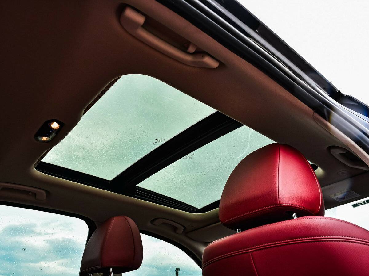 BMW 3 серии с пробегом — 2023 год. Фото: #14