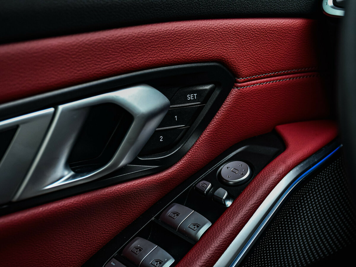 BMW 3 серии с пробегом — 2023 год. Фото: #16