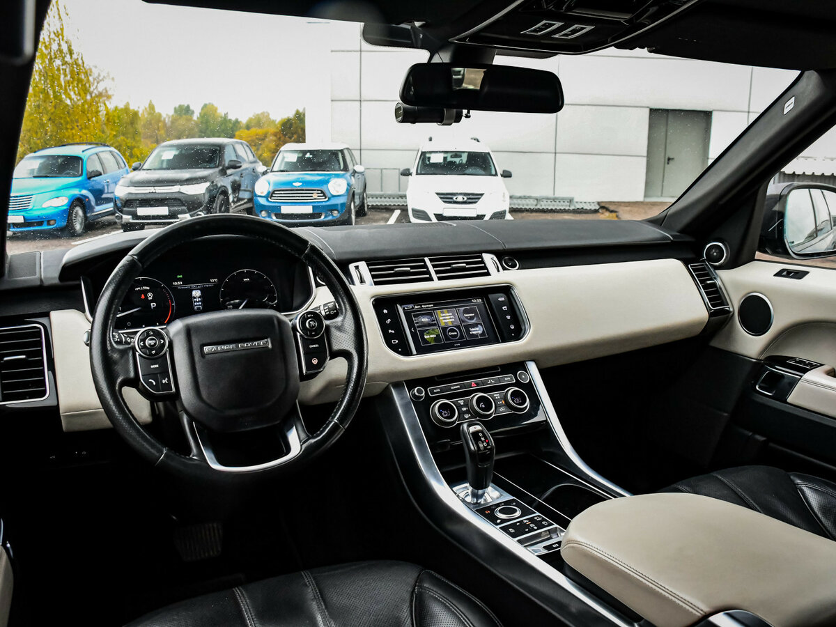 Land Rover Range Rover Sport с пробегом — 2016 год. Фото: #12