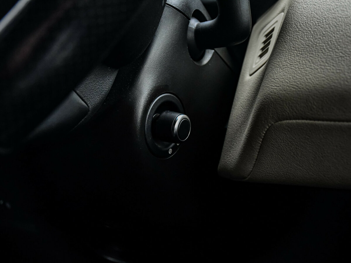 Land Rover Range Rover Sport с пробегом — 2016 год. Фото: #19