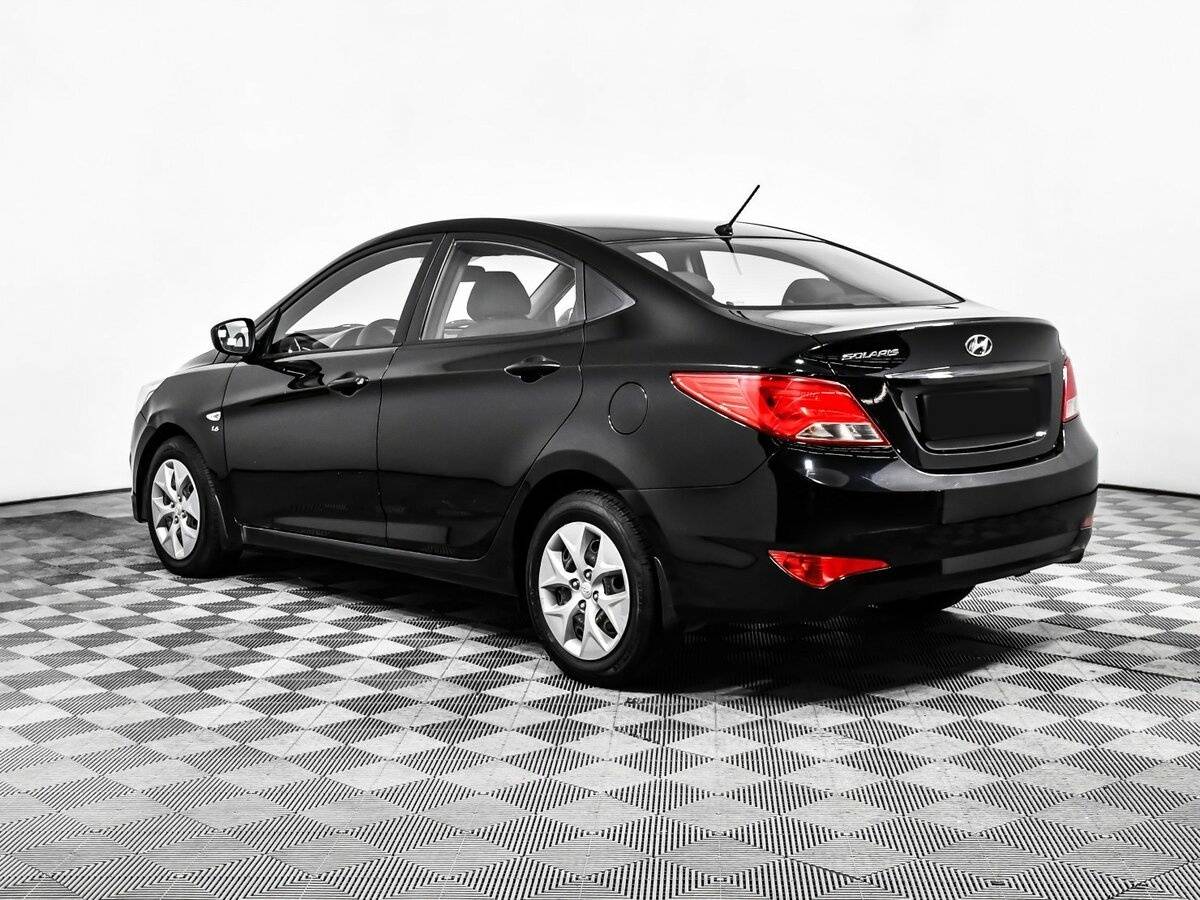 Hyundai Solaris с пробегом — 2016 год. Фото: #5