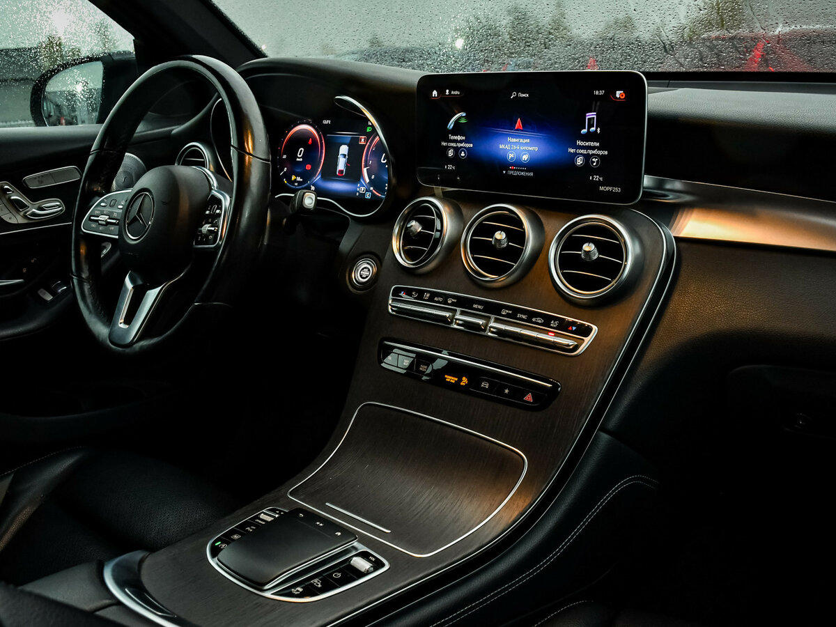 Mercedes-Benz GLC Coupe с пробегом — 2019 год. Фото: #8