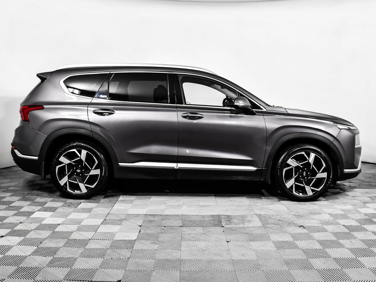 Hyundai Santa Fe с пробегом — 2021 год. Фото: #3