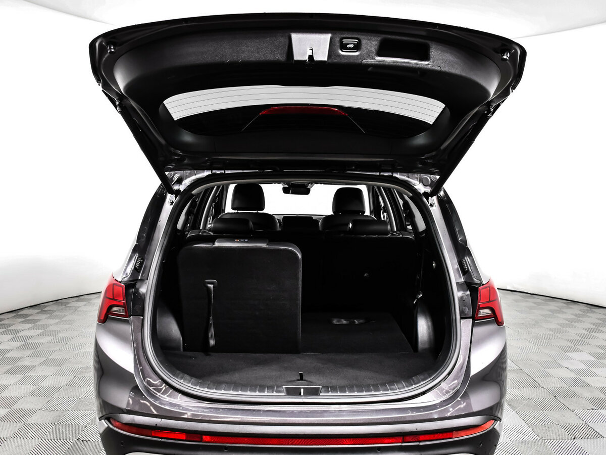 Hyundai Santa Fe с пробегом — 2021 год. Фото: #13