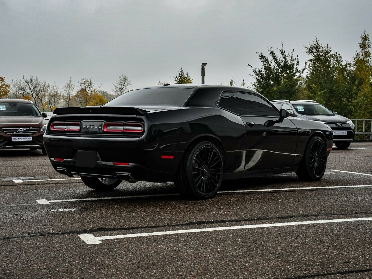 Dodge Challenger с пробегом — 2020 год. Фото: #4