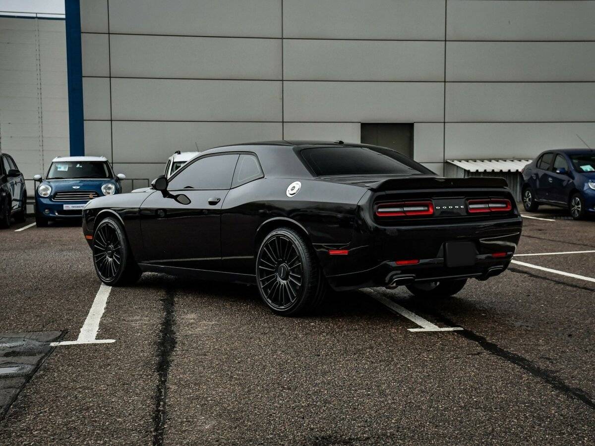 Dodge Challenger с пробегом — 2020 год. Фото: #6