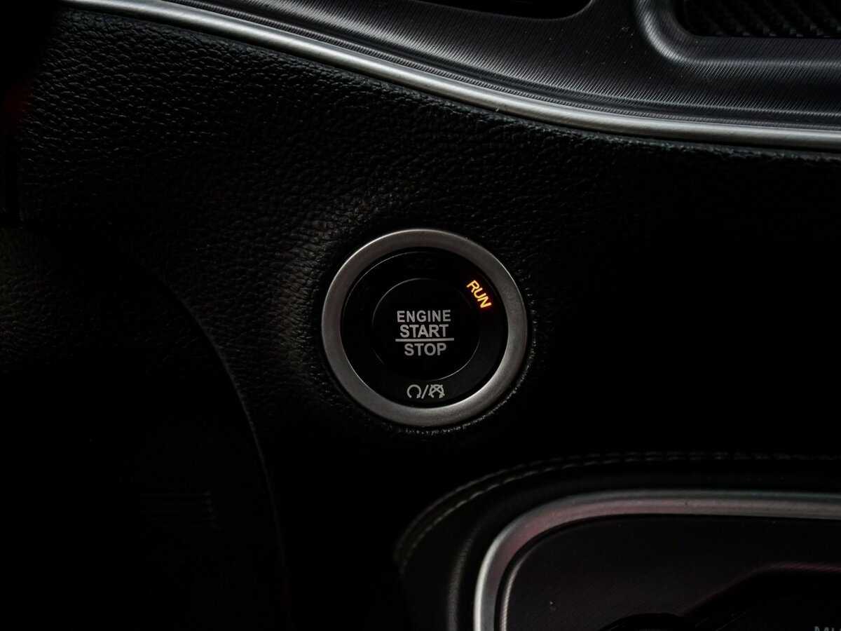 Dodge Challenger с пробегом — 2020 год. Фото: #13