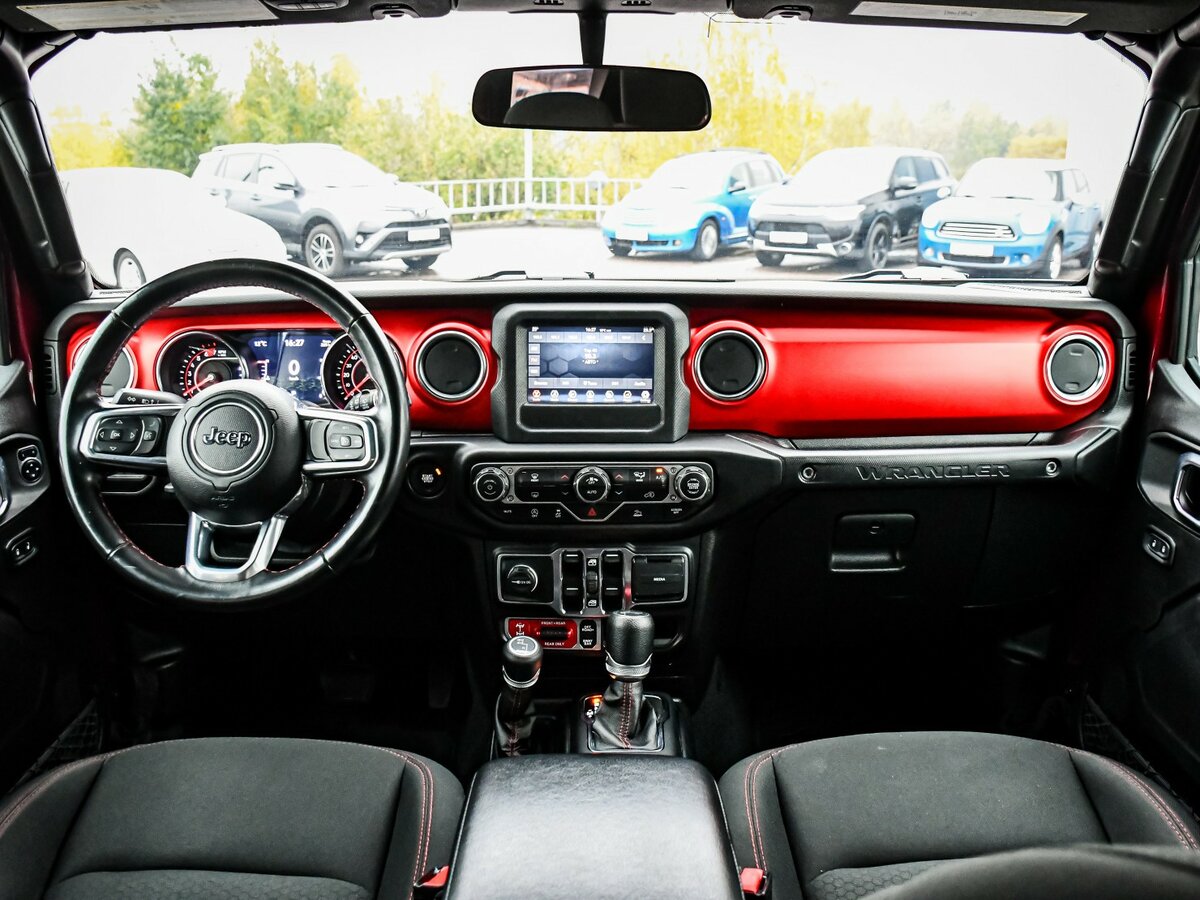 Jeep Wrangler с пробегом — 2021 год. Фото: #10