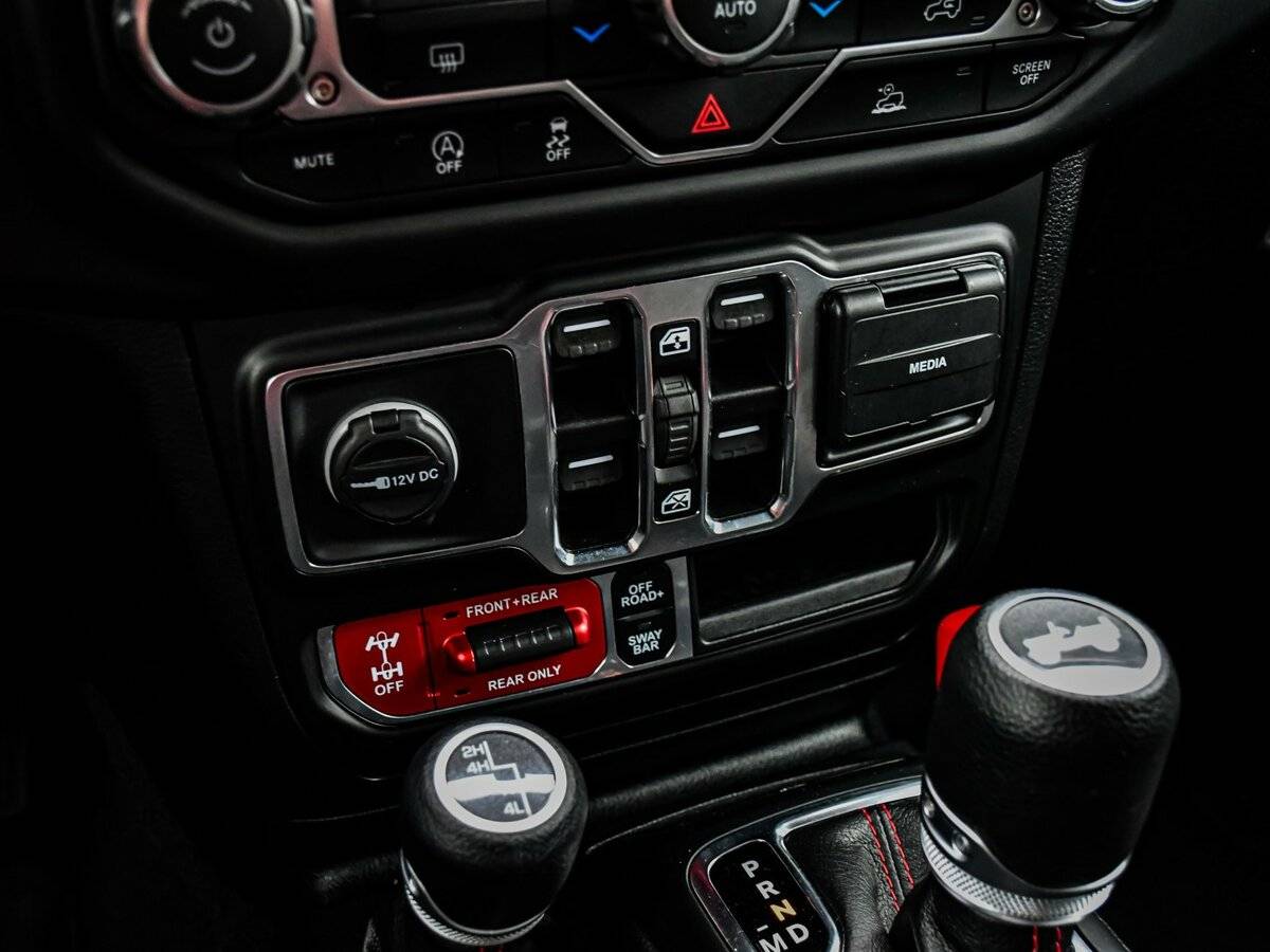 Jeep Wrangler с пробегом — 2021 год. Фото: #14