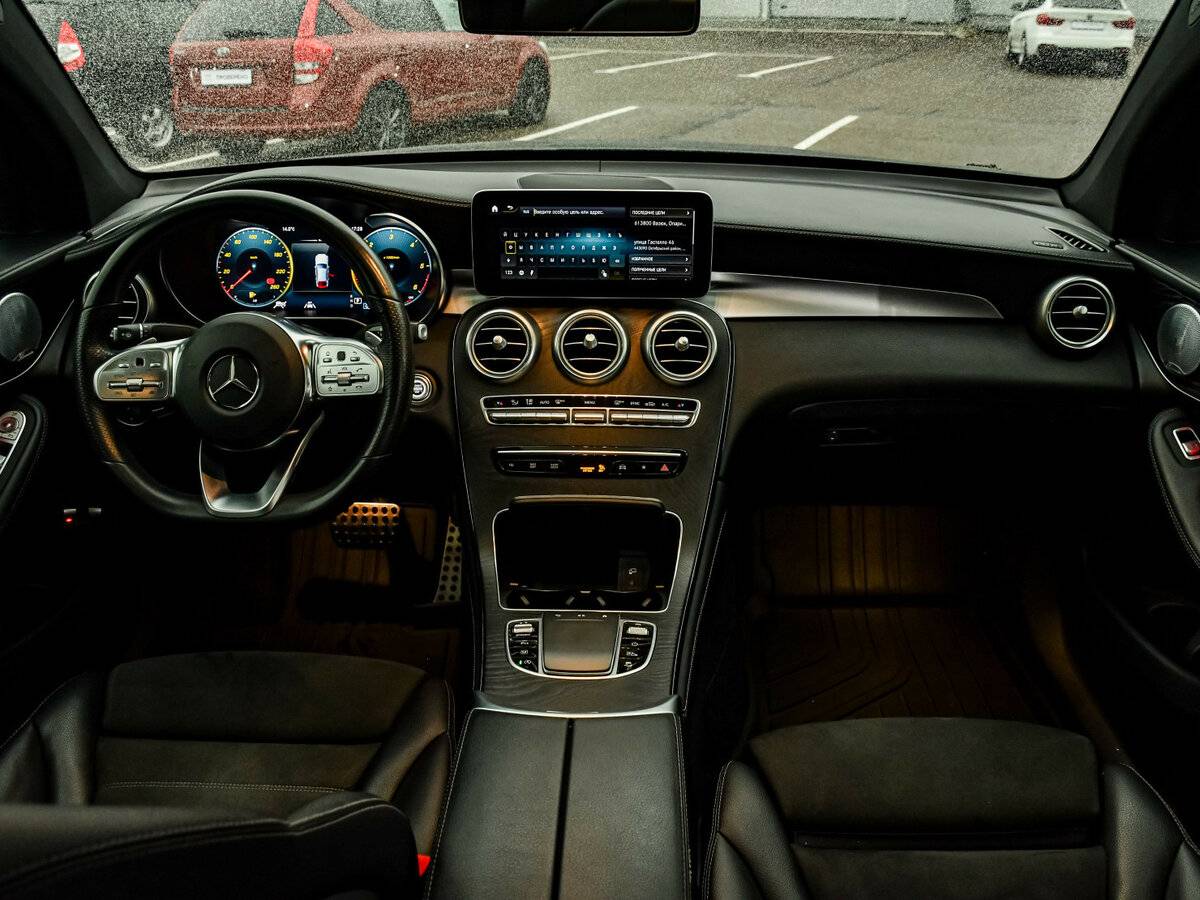 Mercedes-Benz GLC Coupe с пробегом — 2019 год. Фото: #12