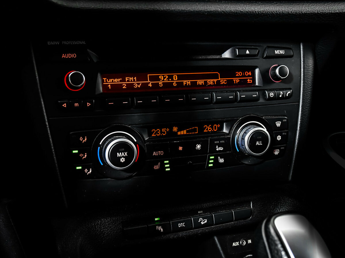 BMW X1 с пробегом — 2010 год. Фото: #10