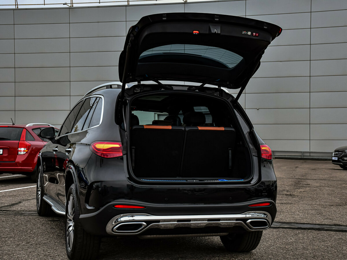 Mercedes-Benz GLC с пробегом — 2023 год. Фото: #13