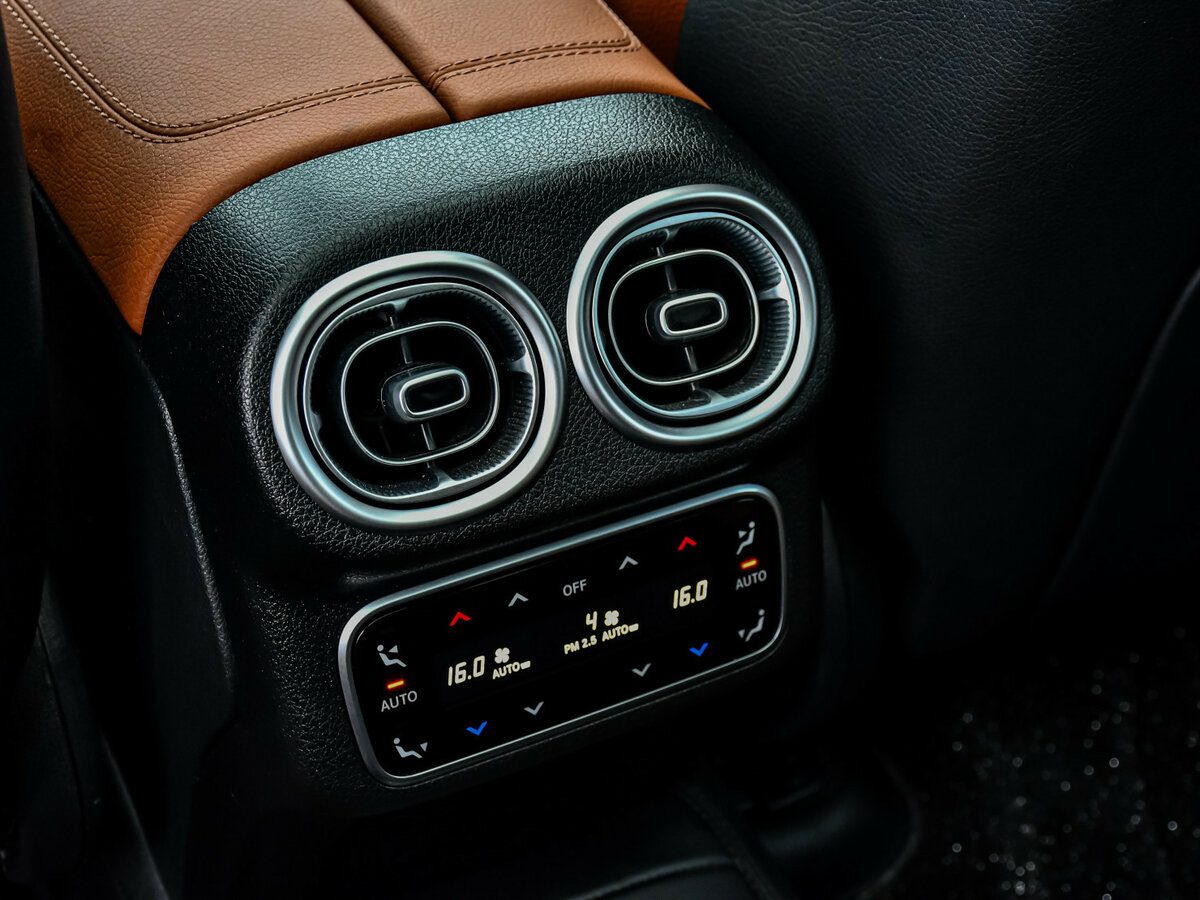 Mercedes-Benz GLC с пробегом — 2023 год. Фото: #15