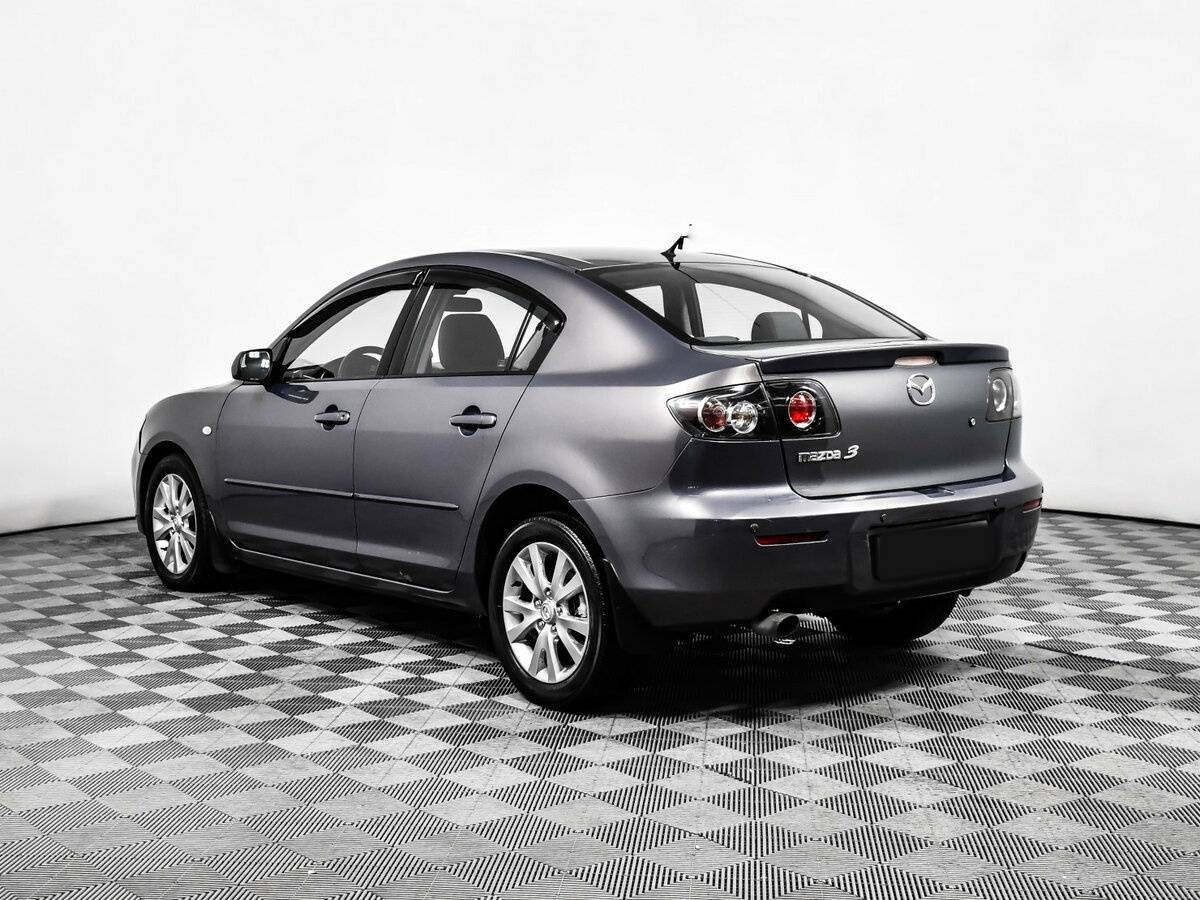 Mazda 3 с пробегом — 2007 год. Фото: #5