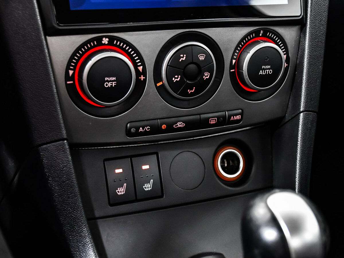 Mazda 3 с пробегом — 2007 год. Фото: #13