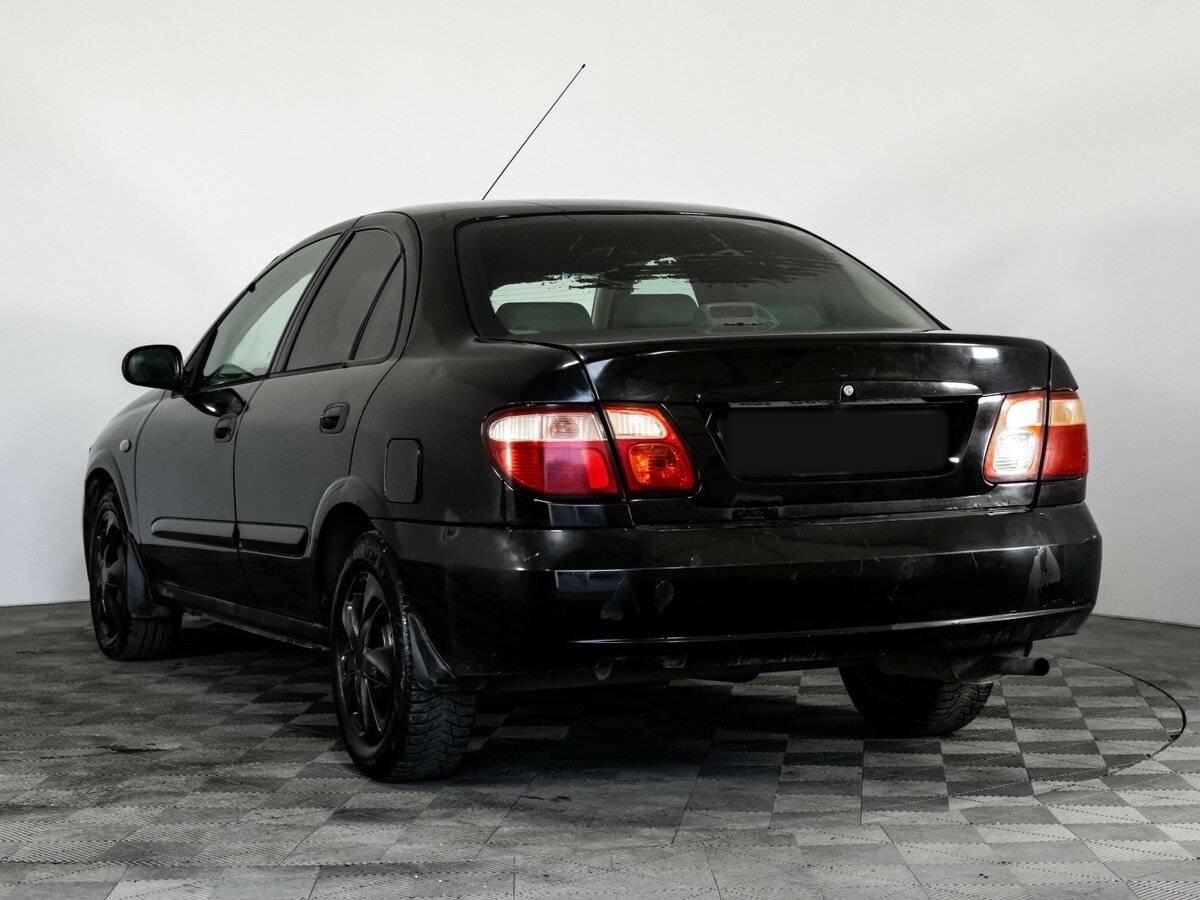 Nissan Almera с пробегом — 2005 год. Фото: #5