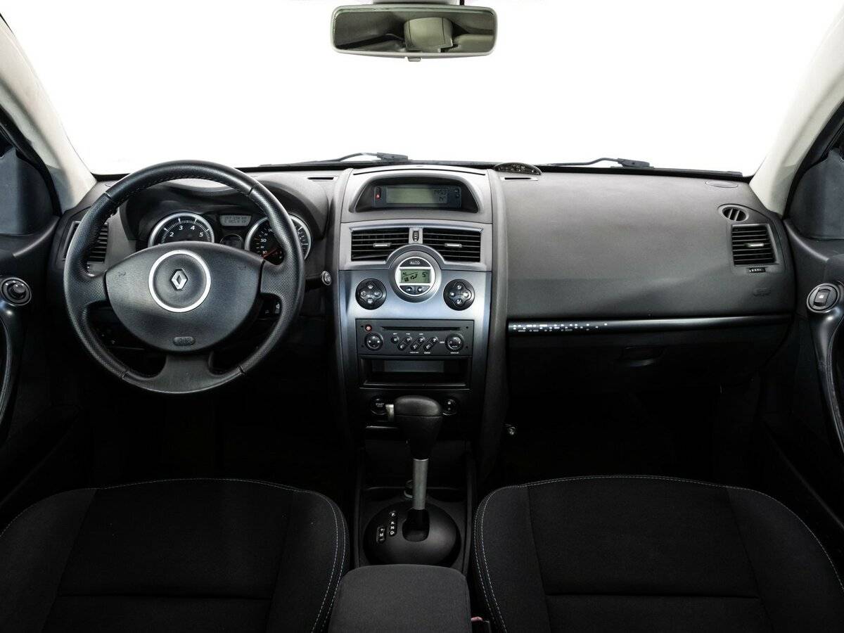 Renault Megane с пробегом — 2008 год. Фото: #7