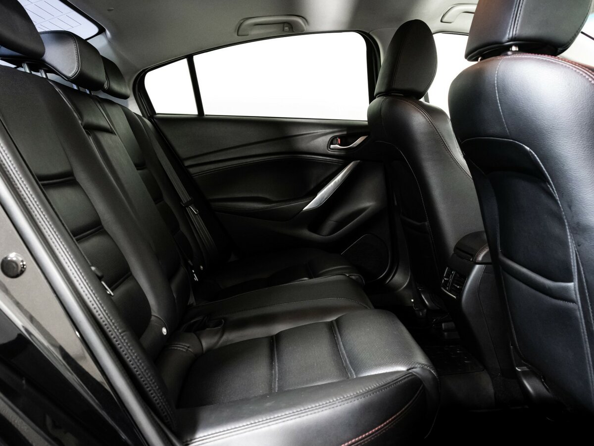 Mazda 6 с пробегом — 2014 год. Фото: #13