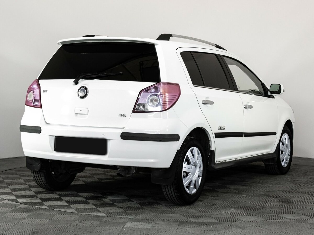 Geely MK Cross с пробегом — 2012 год. Фото: #3