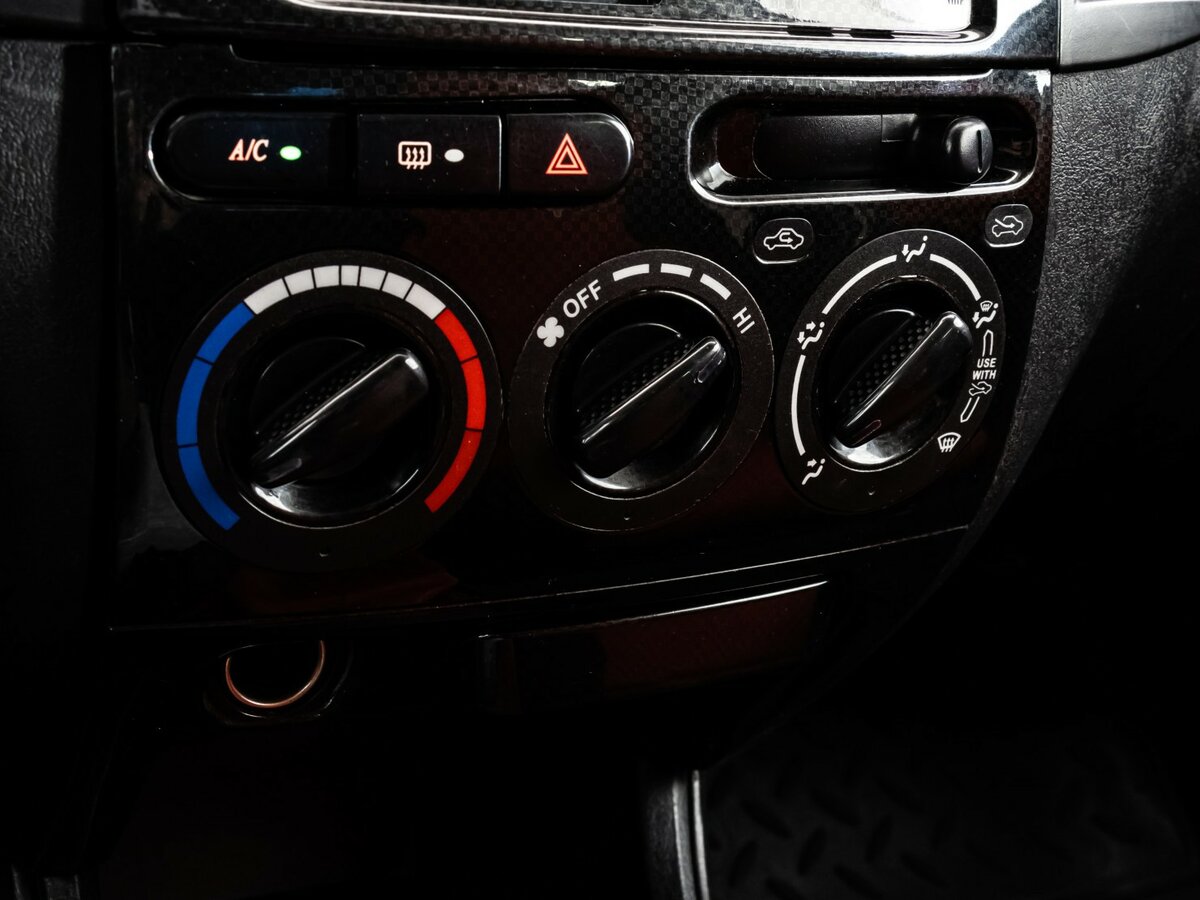 Geely MK Cross с пробегом — 2012 год. Фото: #8