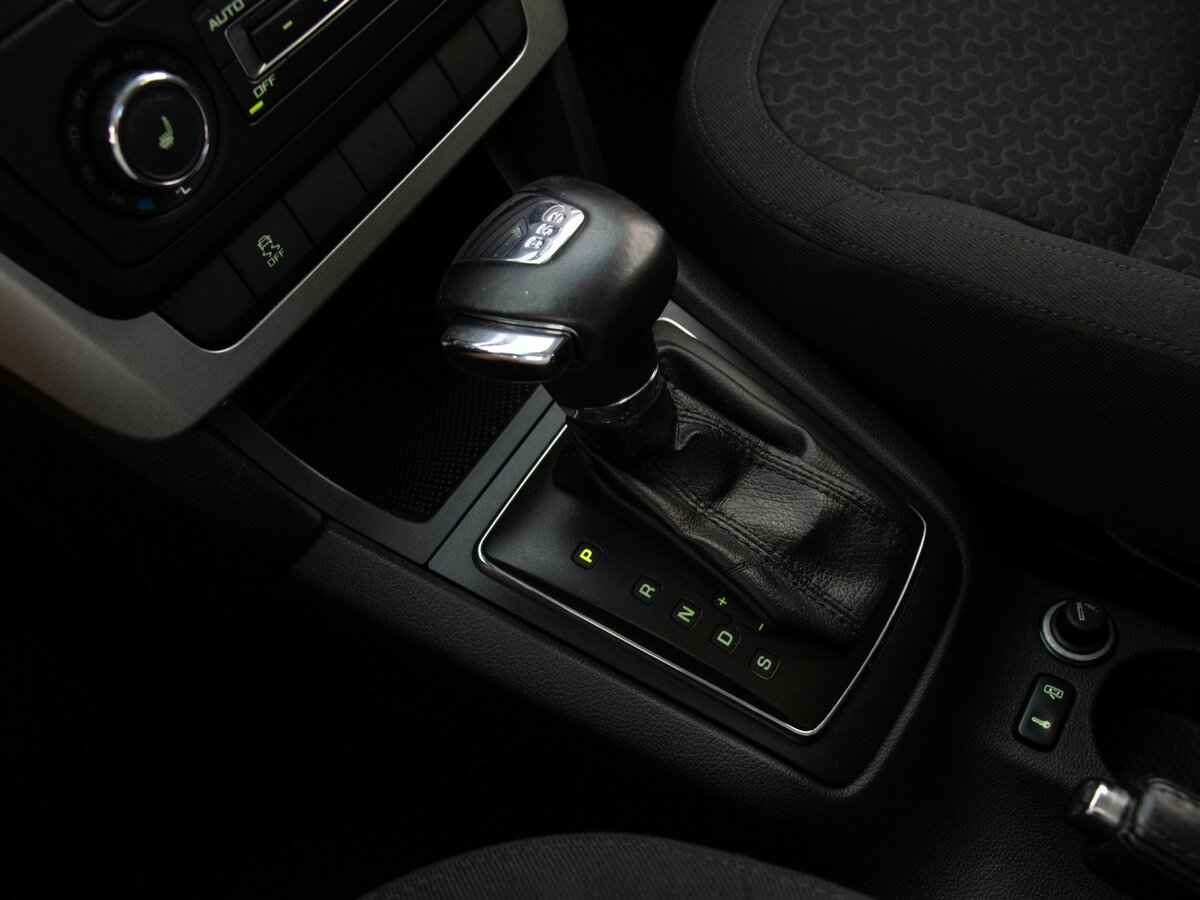 Skoda Yeti с пробегом — 2011 год. Фото: #9