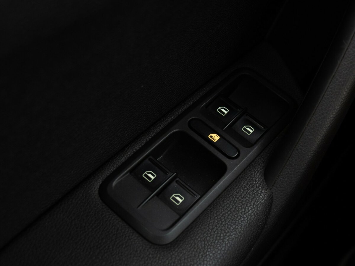 Skoda Yeti с пробегом — 2011 год. Фото: #17