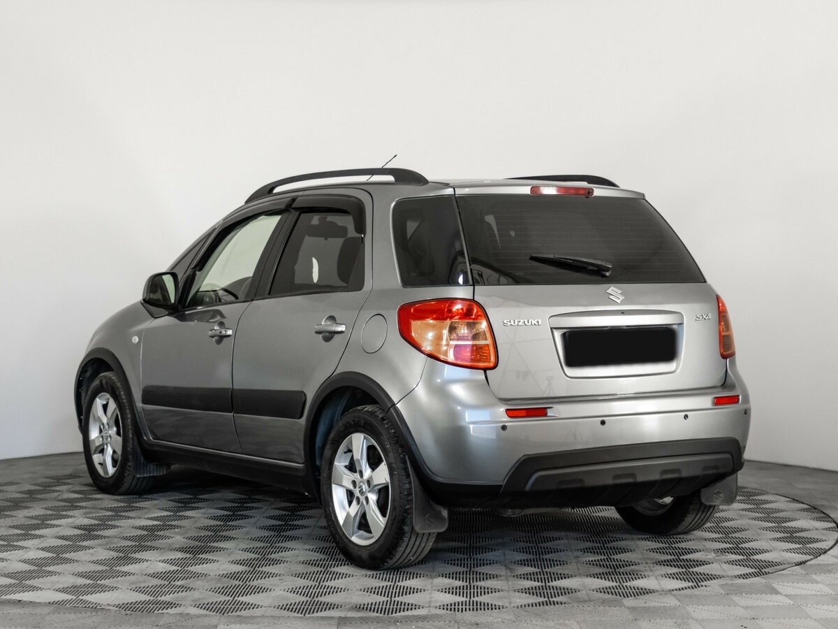 Suzuki SX4 с пробегом — 2011 год. Фото: #5