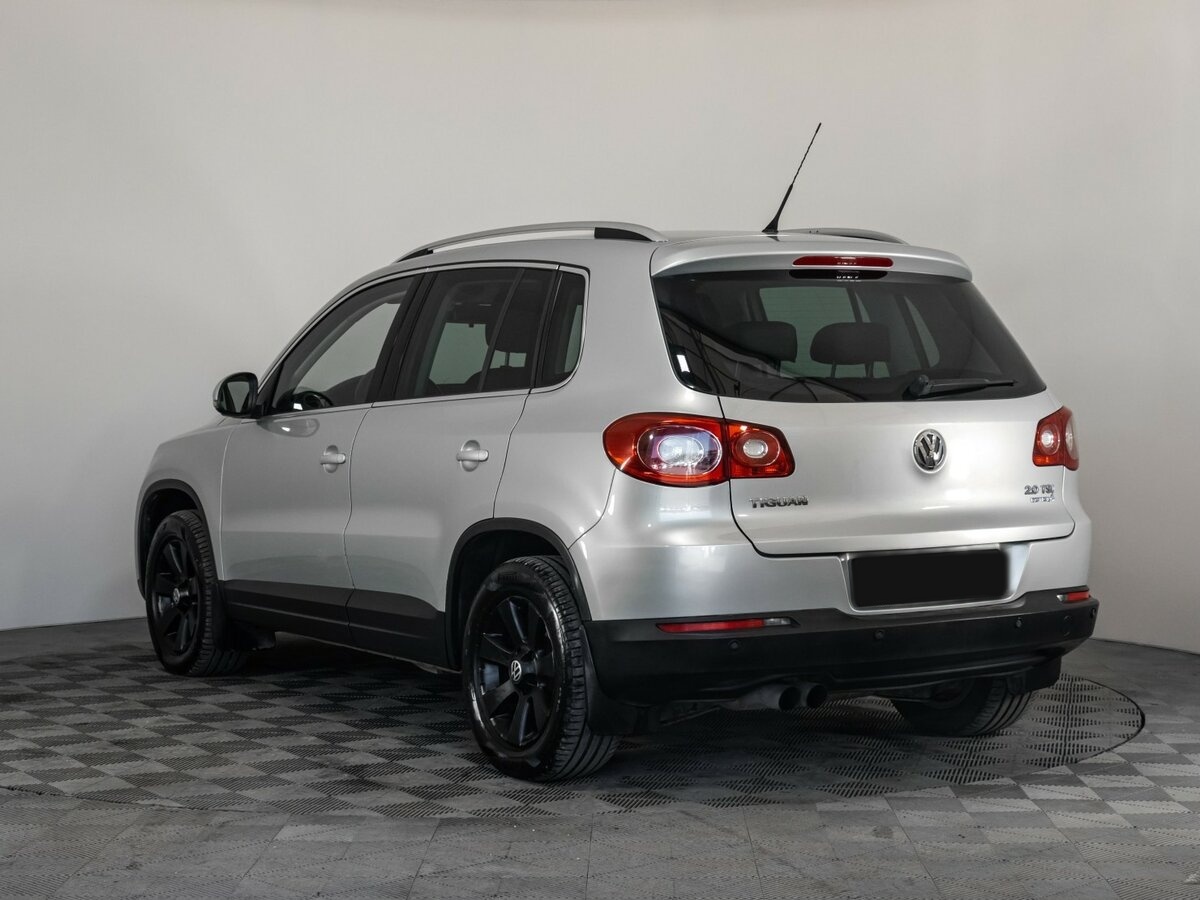 Volkswagen Tiguan с пробегом — 2010 год. Фото: #5