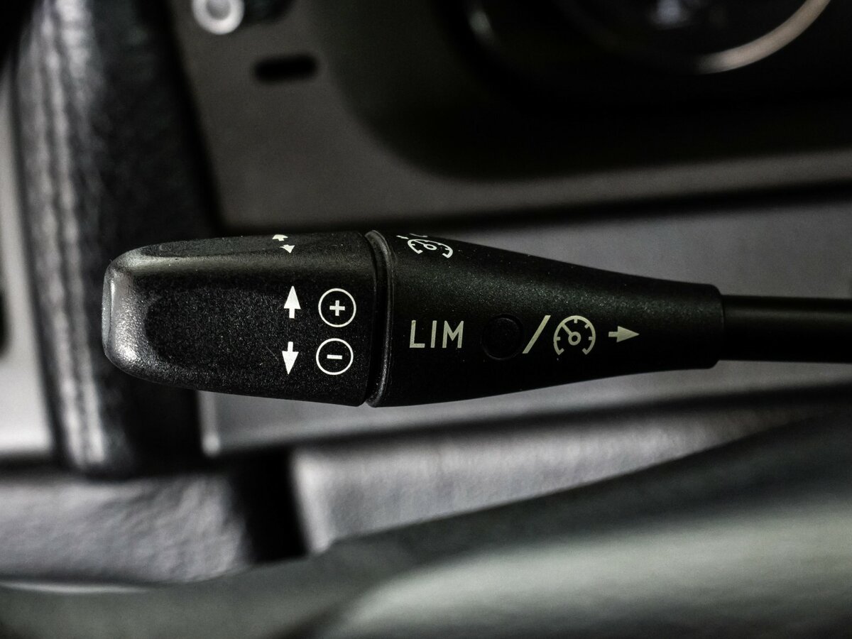 Mercedes-Benz G-Класс с пробегом — 2011 год. Фото: #26