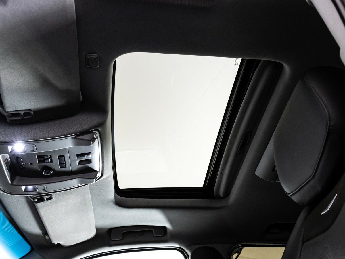 Cadillac Escalade с пробегом — 2015 год. Фото: #28