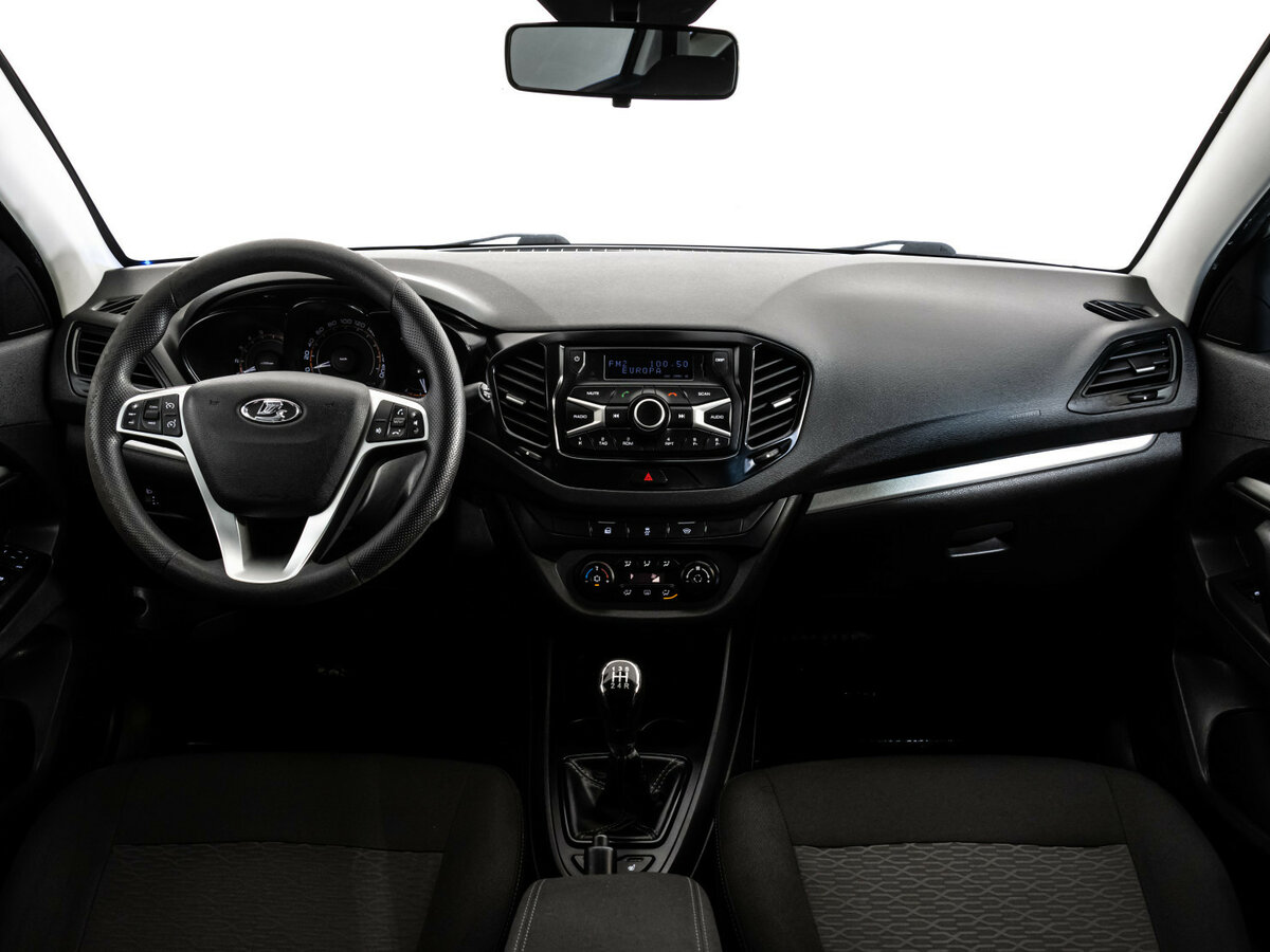 Lada (ВАЗ) Vesta с пробегом — 2018 год. Фото: #7