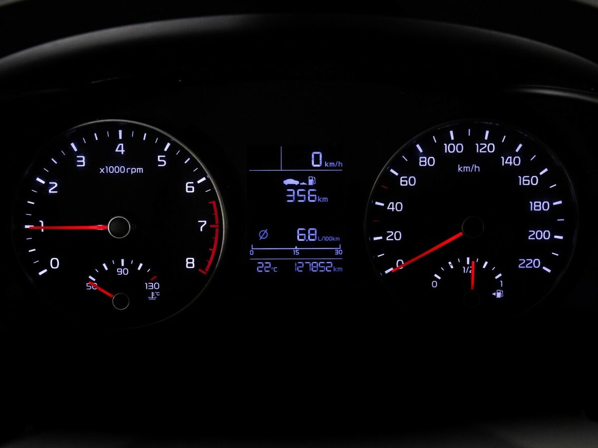 Kia Rio с пробегом — 2017 год. Фото: #13