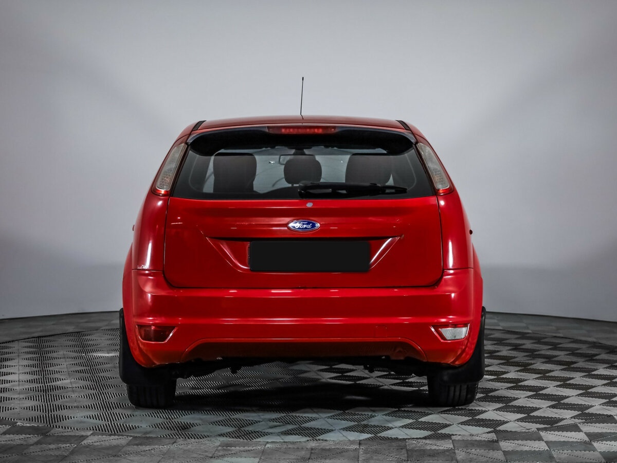 Ford Focus с пробегом — 2010 год. Фото: #1