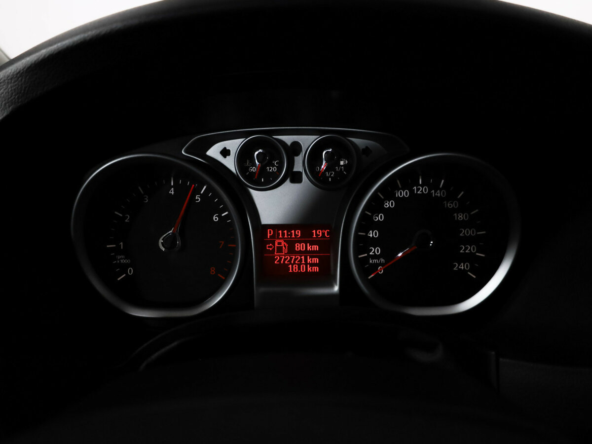 Ford Focus с пробегом — 2010 год. Фото: #7