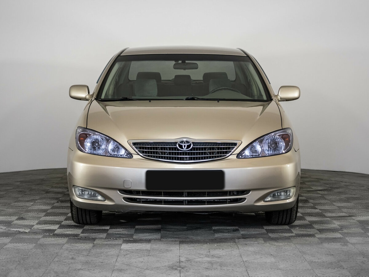 Toyota Camry с пробегом — 2003 год. Фото: #1