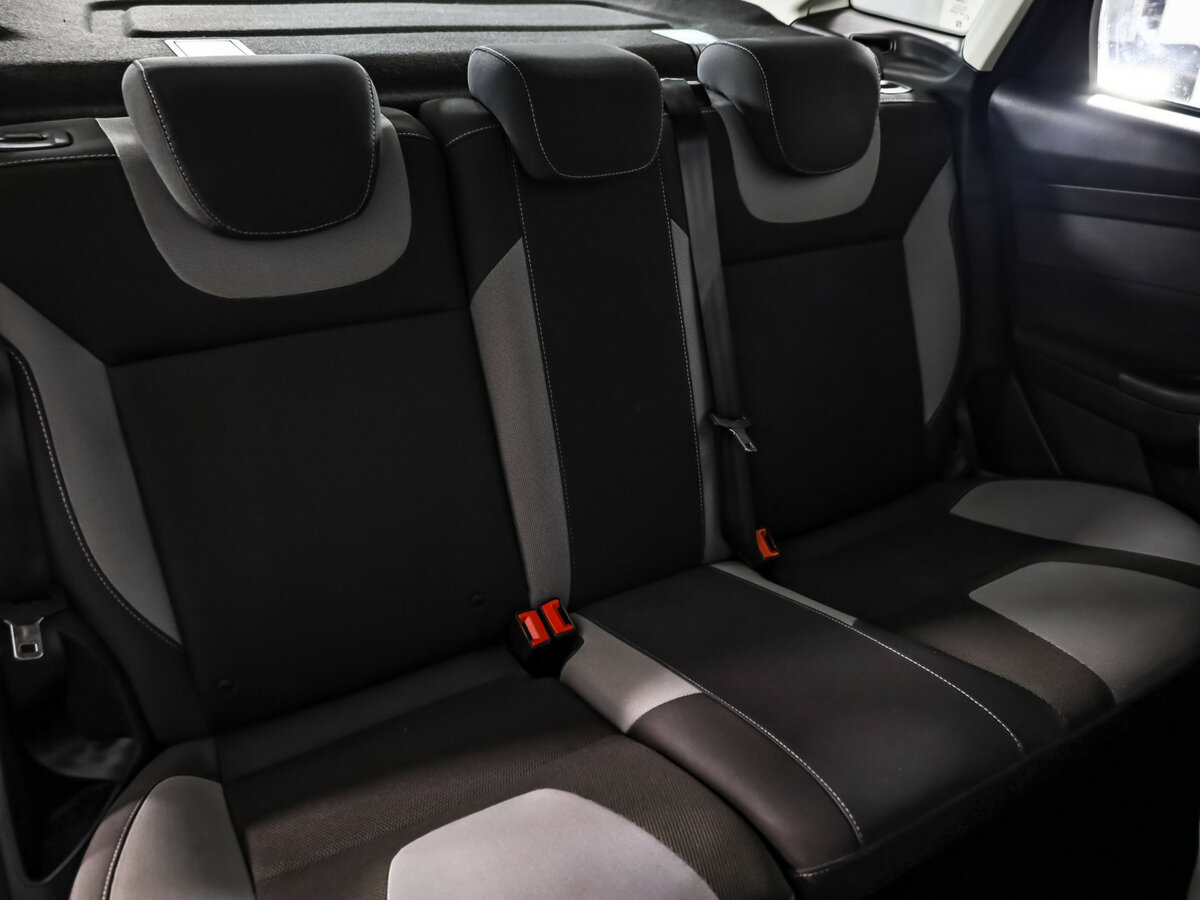 Ford Focus с пробегом — 2011 год. Фото: #12