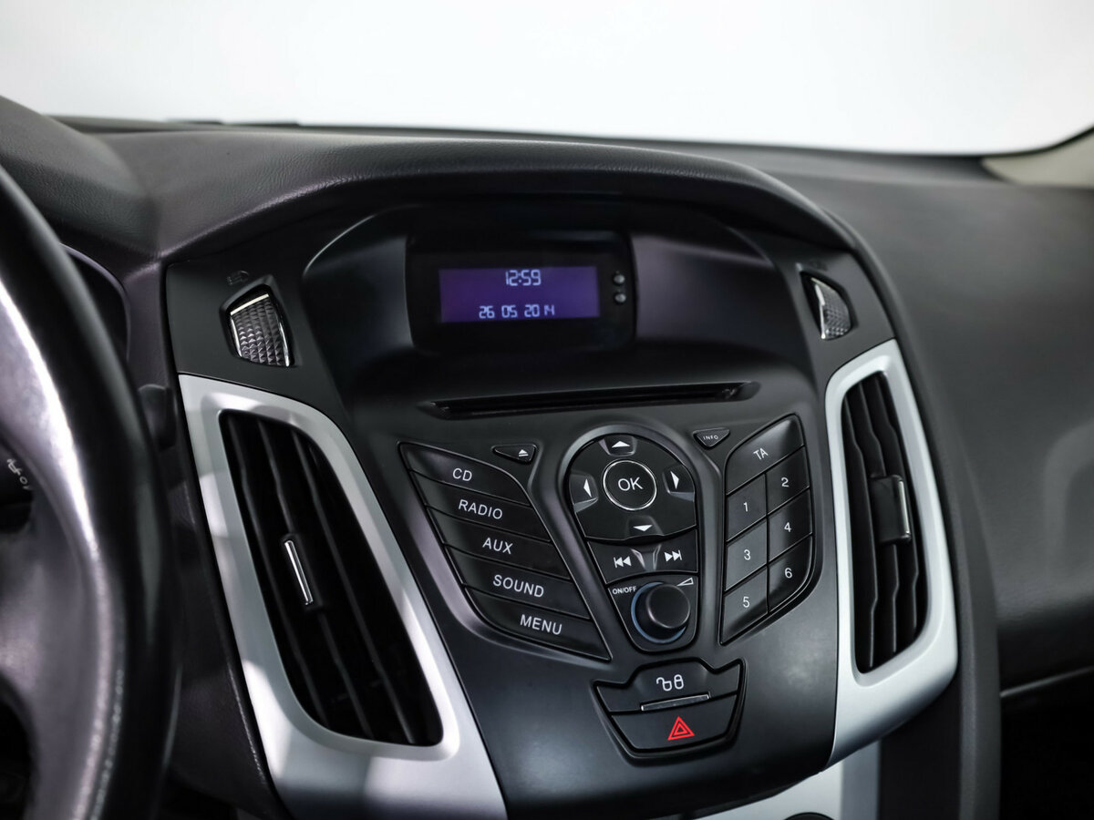 Ford Focus с пробегом — 2011 год. Фото: #14