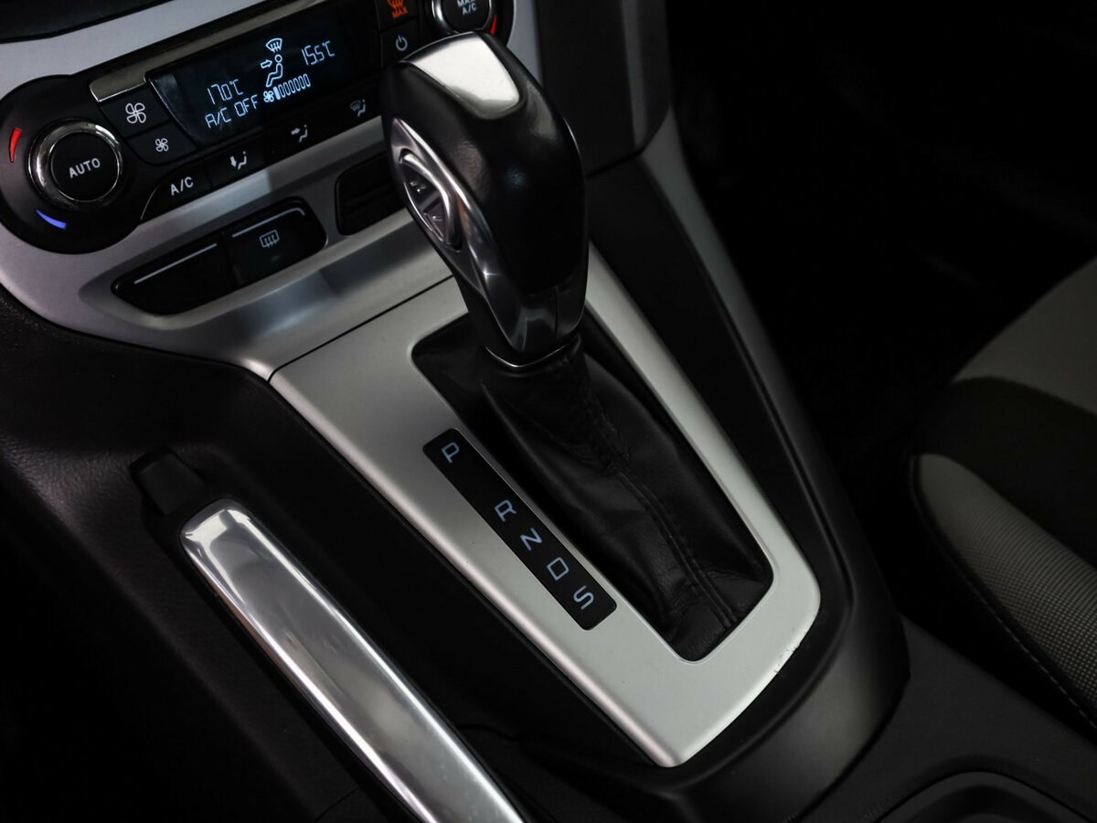 Ford Focus с пробегом — 2011 год. Фото: #16