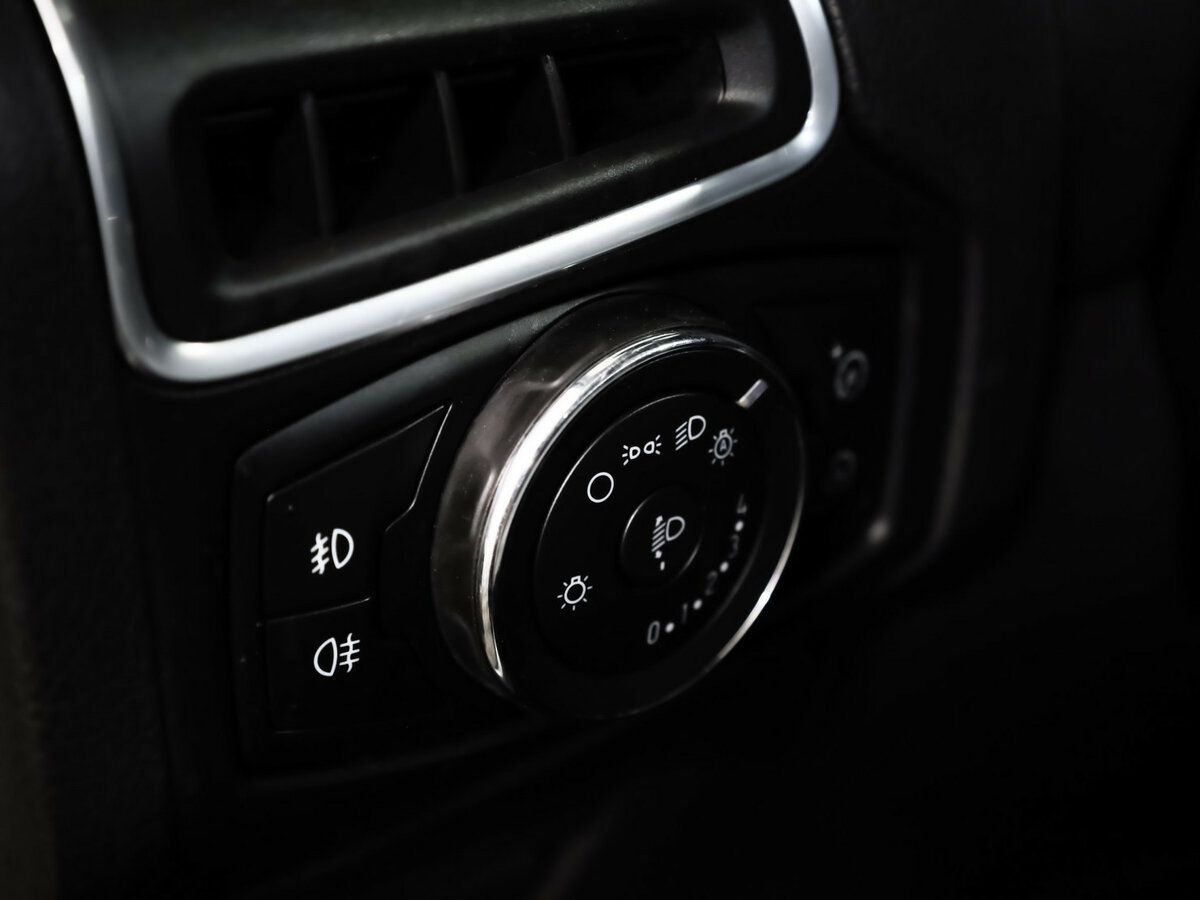 Ford Focus с пробегом — 2011 год. Фото: #19