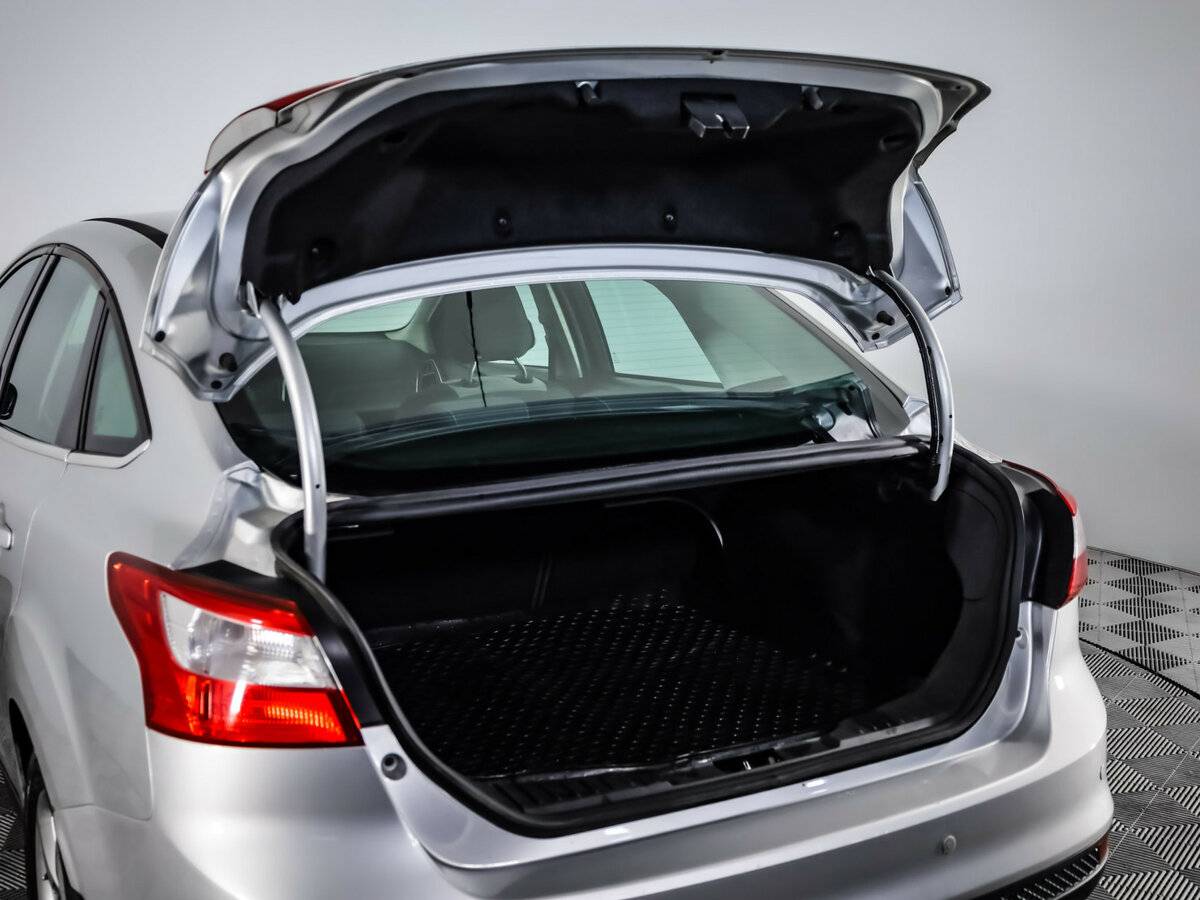 Ford Focus с пробегом — 2011 год. Фото: #20