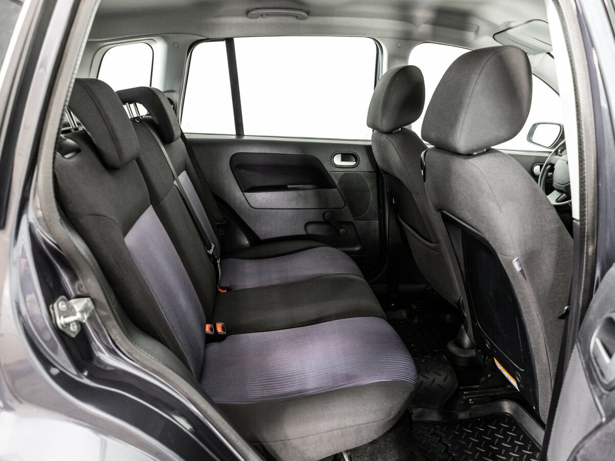 Ford Fusion с пробегом — 2007 год. Фото: #10