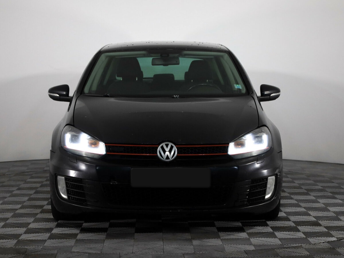 Volkswagen Golf с пробегом — 2009 год. Фото: #4