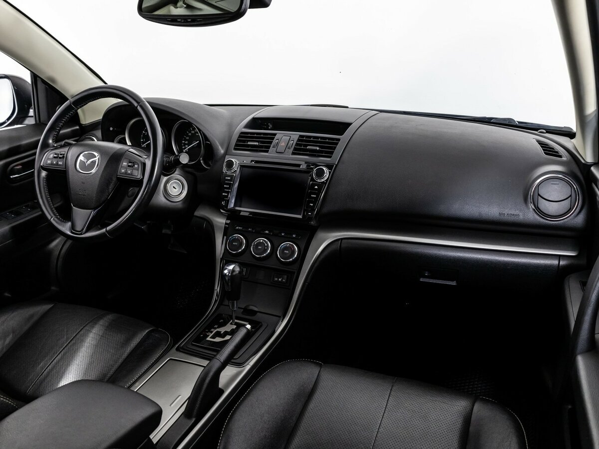 Mazda 6 с пробегом — 2010 год. Фото: #6