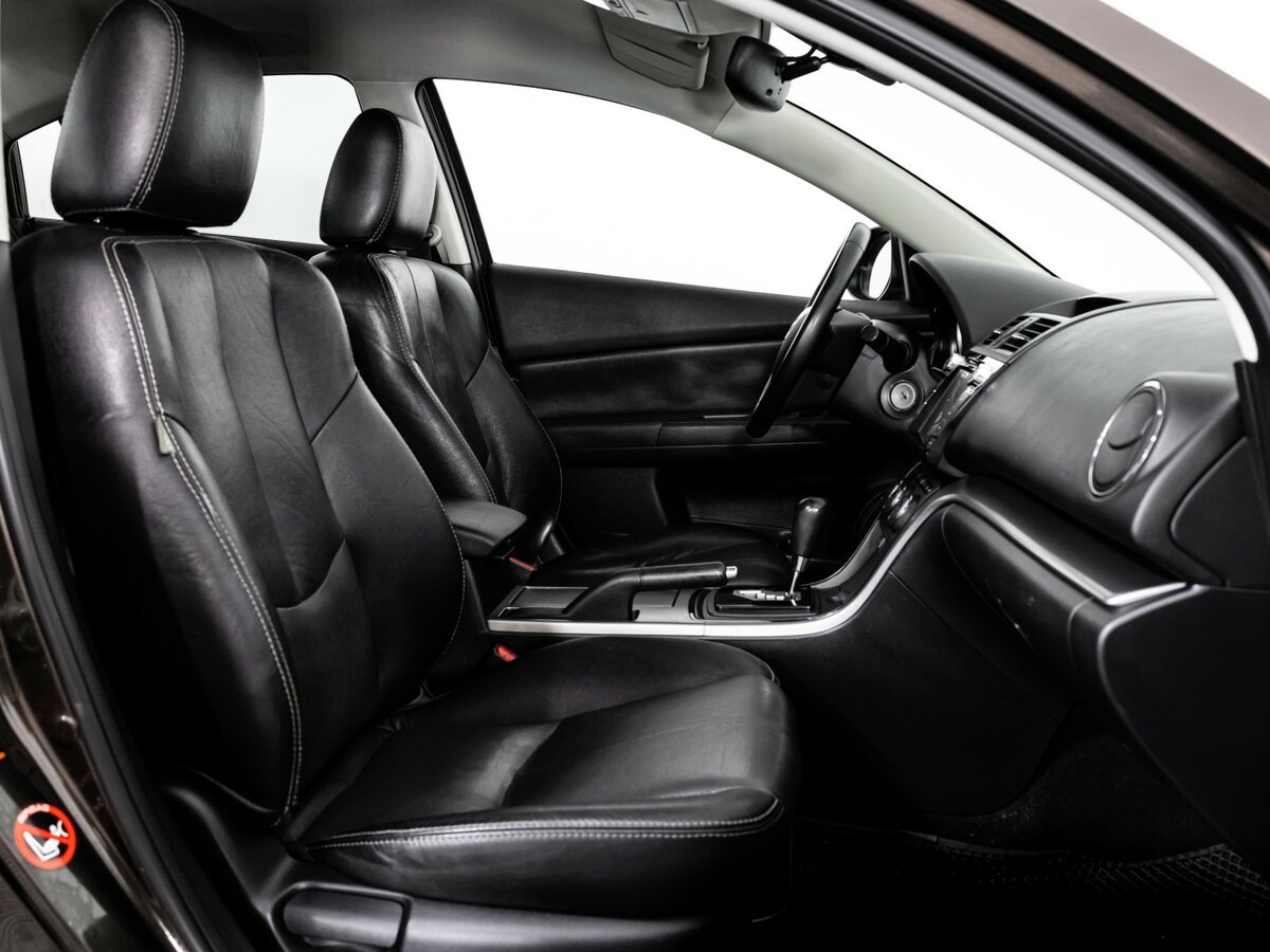 Mazda 6 с пробегом — 2010 год. Фото: #11