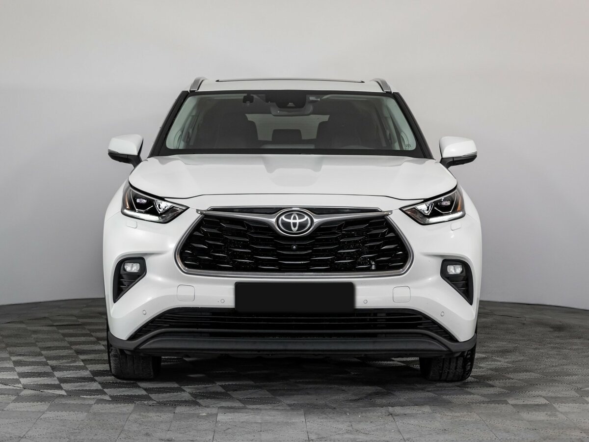 Toyota Highlander с пробегом — 2021 год. Фото: #1