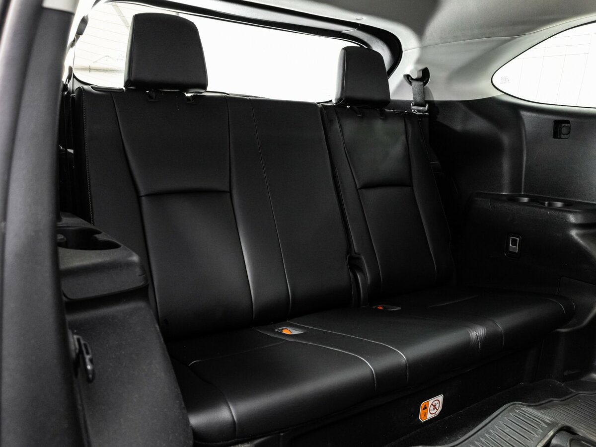 Toyota Highlander с пробегом — 2021 год. Фото: #19