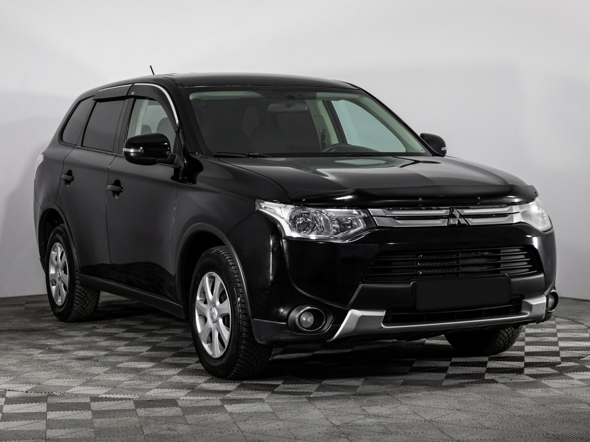 Mitsubishi Outlander с пробегом — 2014 год. Фото: #2
