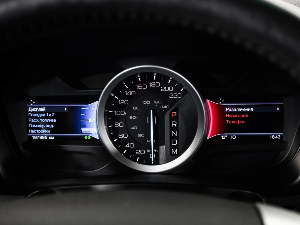 Ford Explorer с пробегом — 2013 год. Фото: #11