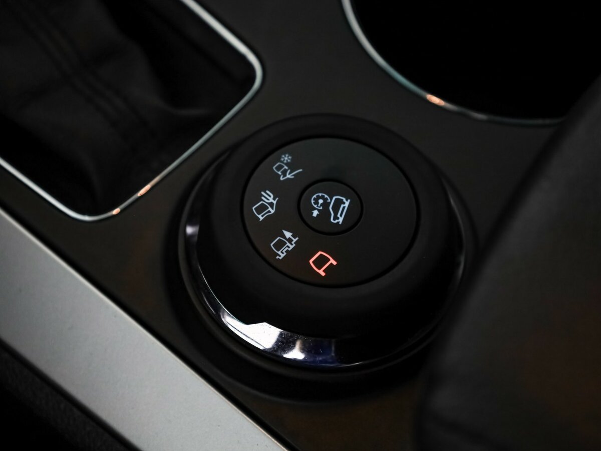 Ford Explorer с пробегом — 2013 год. Фото: #20