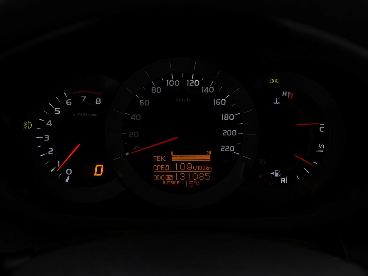 Toyota RAV4 с пробегом — 2010 год. Фото: #18